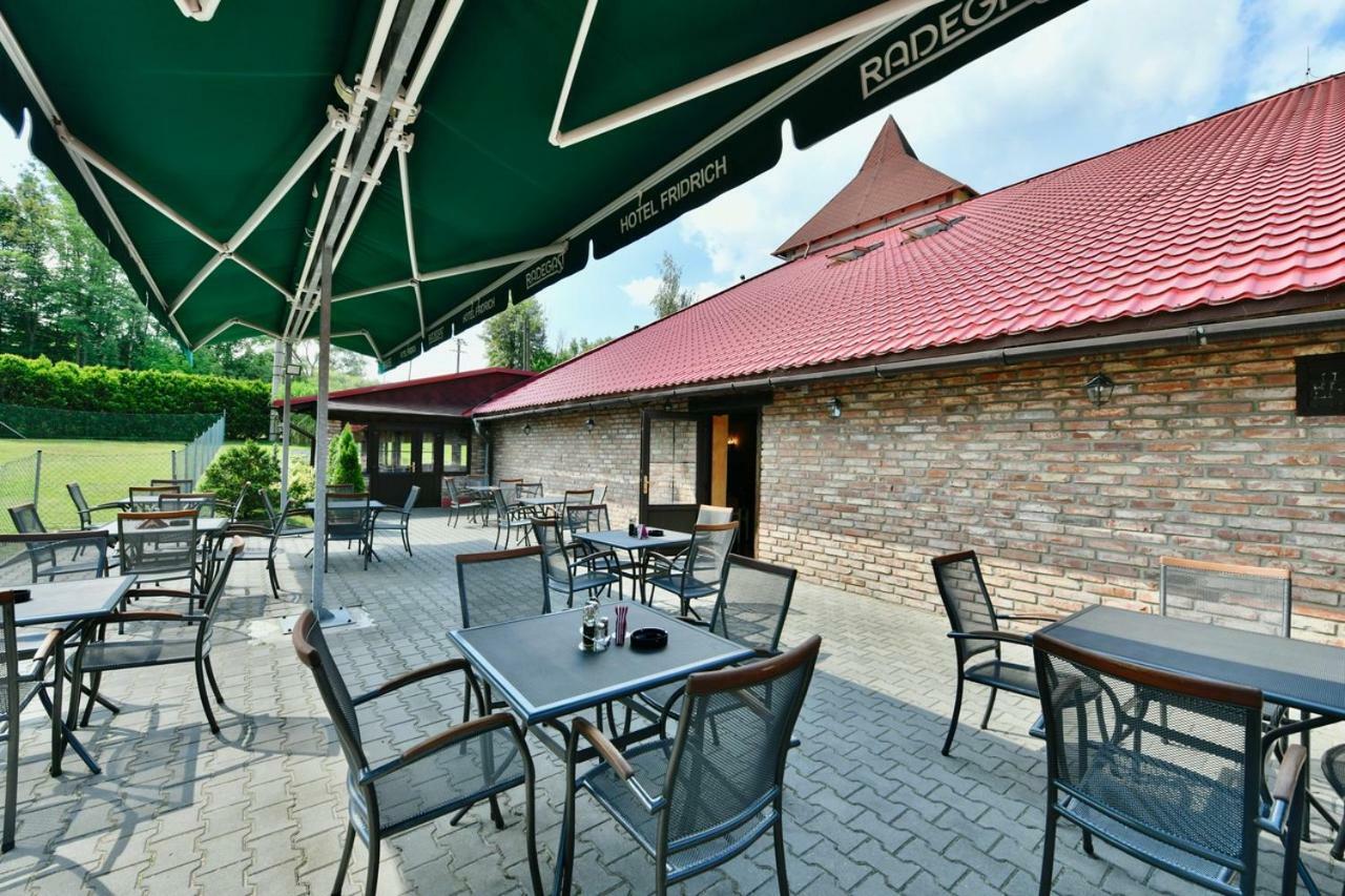 Wellness Hotel Fridrich Horní Těrlicko Екстериор снимка