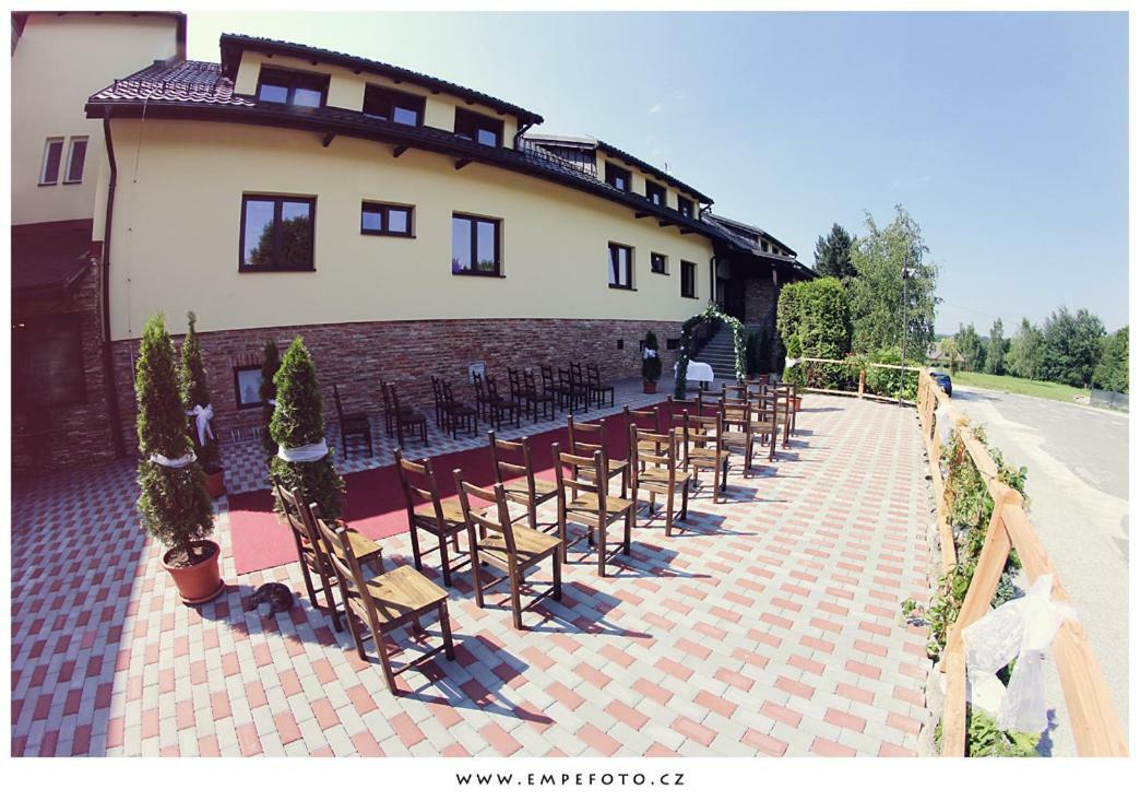 Wellness Hotel Fridrich Horní Těrlicko Екстериор снимка