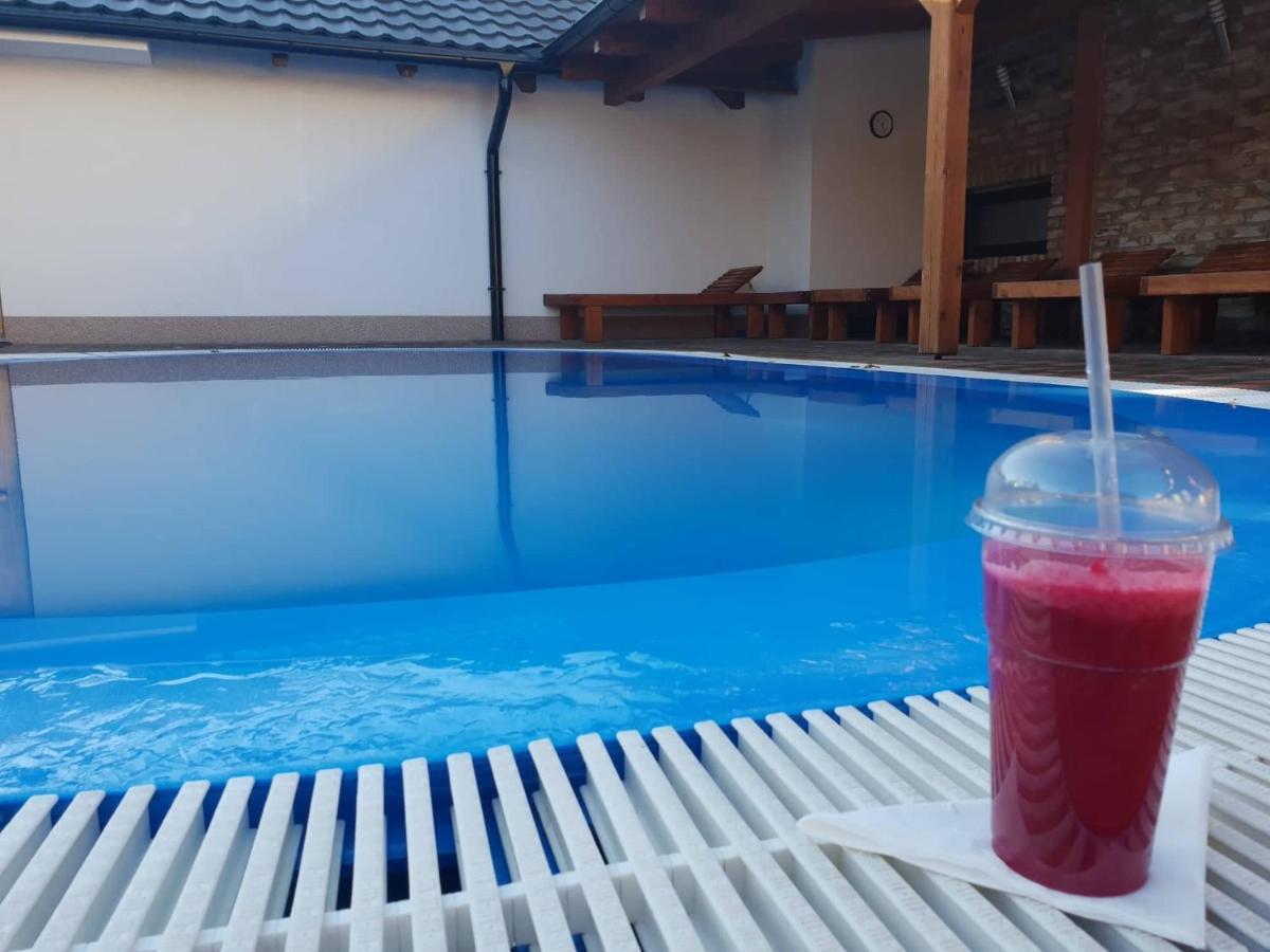 Wellness Hotel Fridrich Horní Těrlicko Екстериор снимка